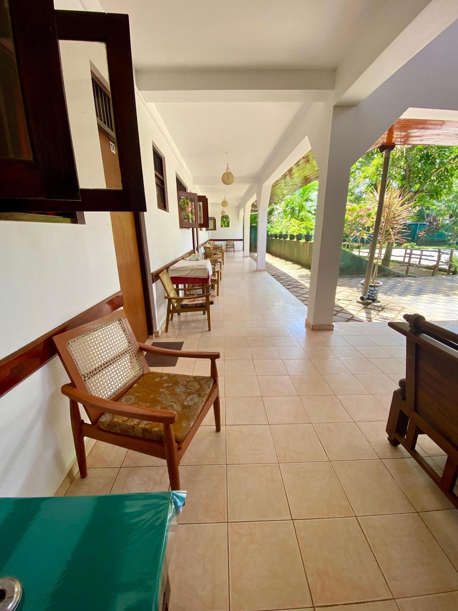 Hotel TK Green Garden Matara Buitenkant foto