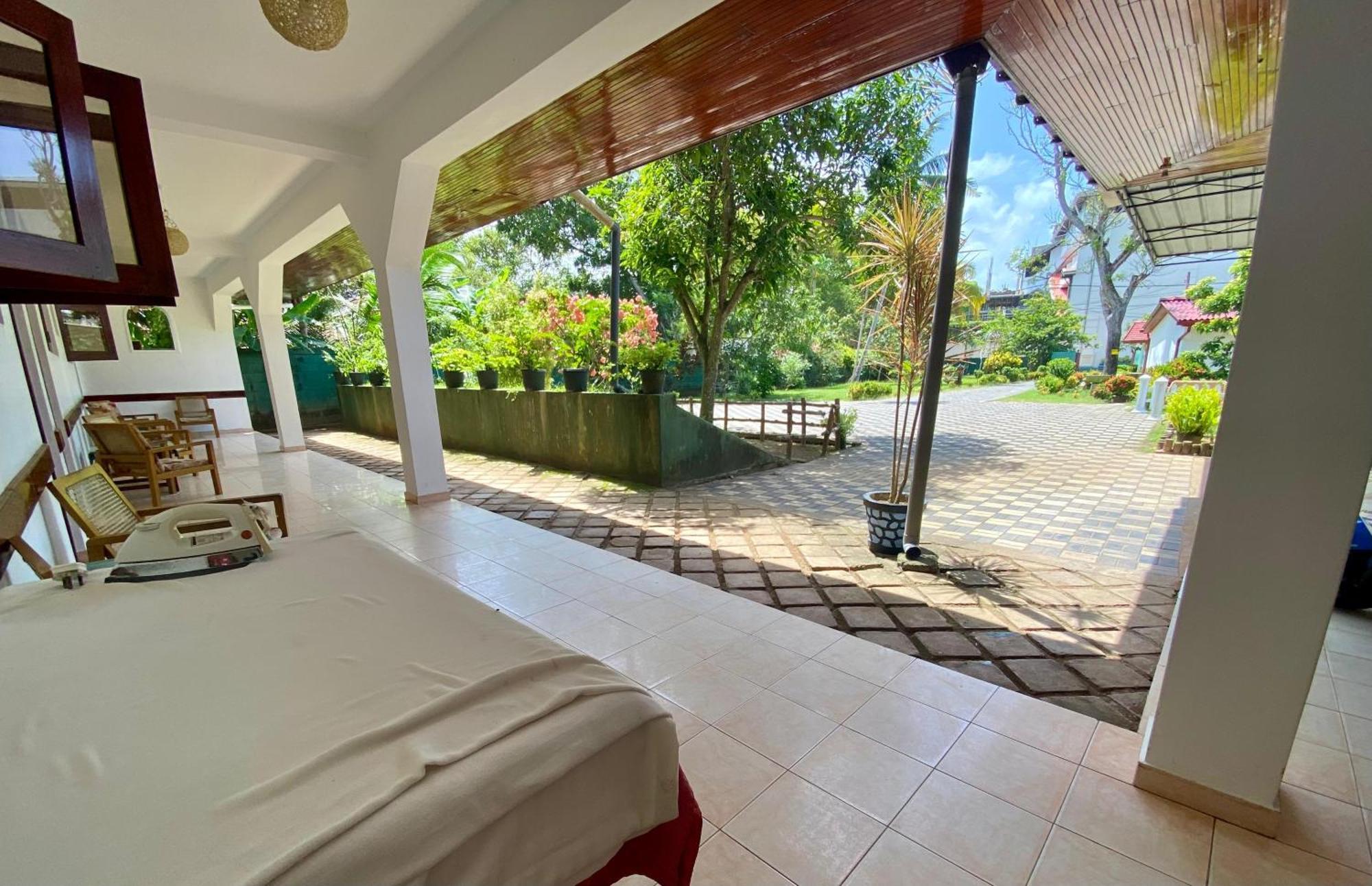 Hotel TK Green Garden Matara Buitenkant foto