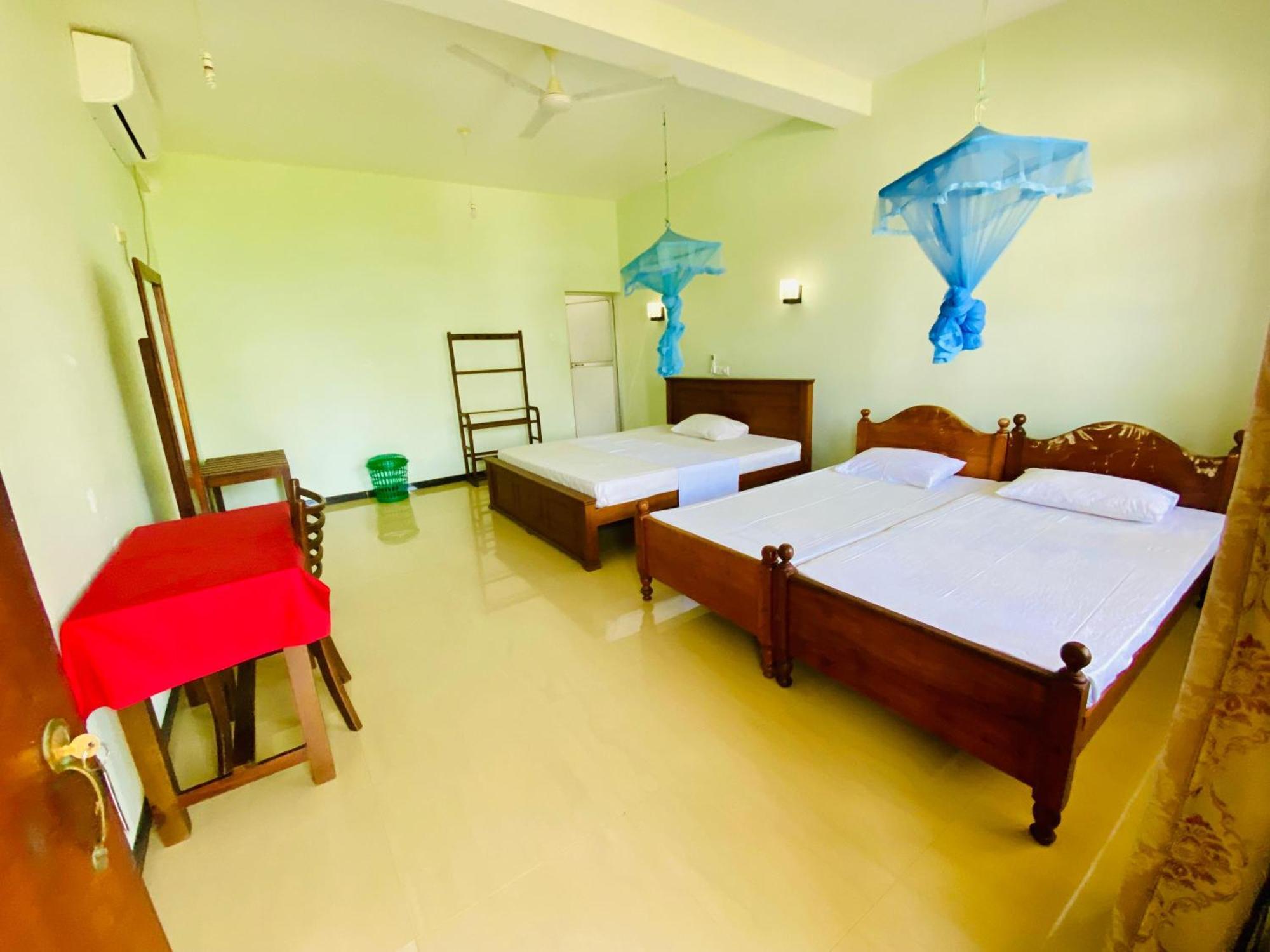 Hotel TK Green Garden Matara Buitenkant foto